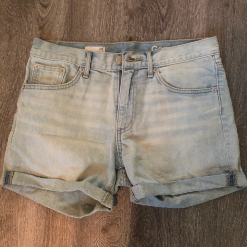 Gap Denim Boyfriend Shorts (sz. 26)